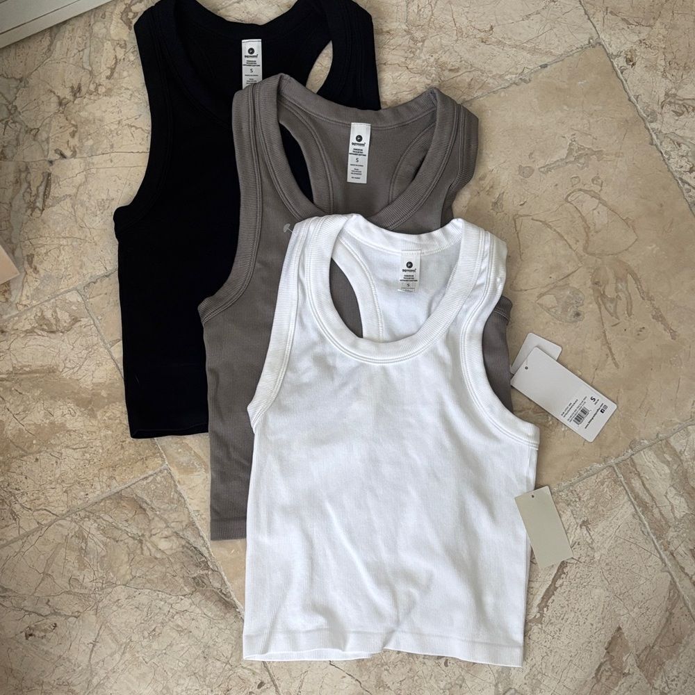 90 Degree by Reflex 3 pack of ribbed tank tops size Small New with tags
